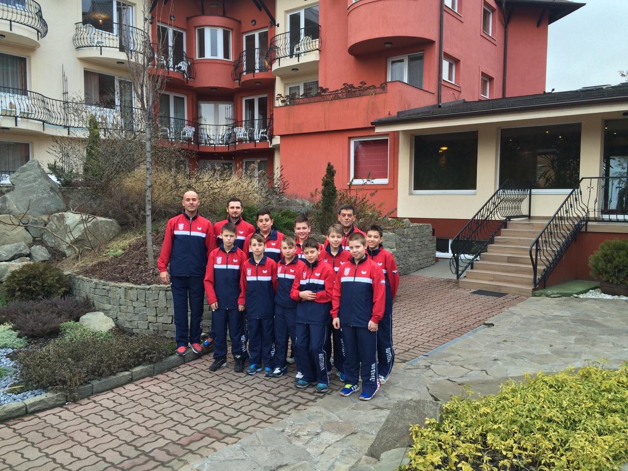 Petar prvi red prvi s lijeva