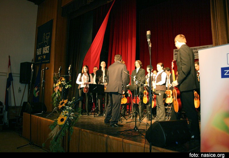 34. MFHTG – osma zlatna plaketa